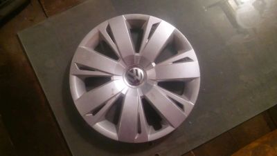 Лот: 9755174. Фото: 1. Продам колпак колеса Volkswagen... Колпаки