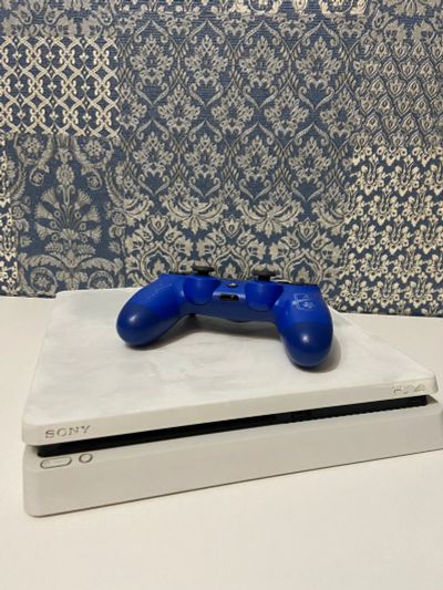 Лот: 18670576. Фото: 1. Sony PlayStation 4 Slim White... Игровые приставки, консоли