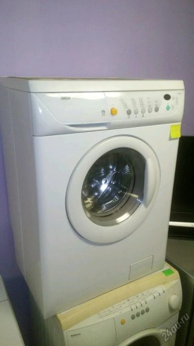 Лот: 5876069. Фото: 1. Стиральная машина Zanussi FE 1026N... Стиральные машины