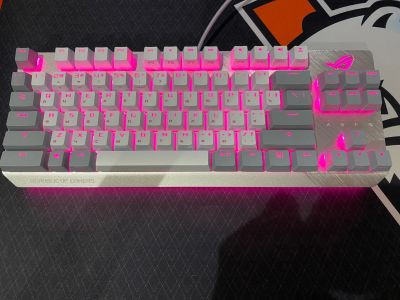 Лот: 20504088. Фото: 1. Игровая клавиатура Asus Rog Strix... Клавиатуры для ноутбуков