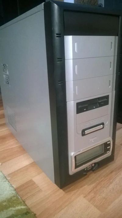 Лот: 6985630. Фото: 1. Системный блок E5700/4GB RAM/GTX260... Компьютеры в сборе