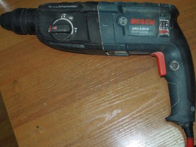 Лот: 8878632. Фото: 1. Продам Перфоратор Bosch GBH 2-24... Электроинструмент