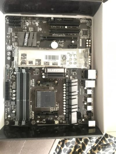 Лот: 16299938. Фото: 1. Материнская плата GIGAbYTE GA-970A-UD3P. Материнские платы