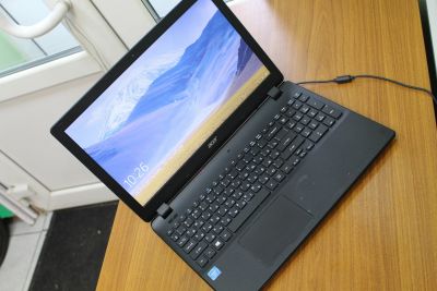 Лот: 12658061. Фото: 1. Ноутбук Acer EX2519. Клавиатуры для ноутбуков