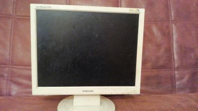 Лот: 9274900. Фото: 1. Монитор Samsung SyncMaster 510n. ЖК-мониторы