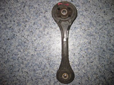 Лот: 20902911. Фото: 1. Подушка акпп Subaru Forester SG5... Трансмиссия