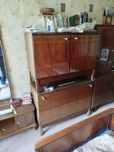Лот: 25641130. Фото: 1. Комод. Тумбы