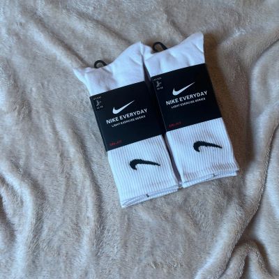 Лот: 19951938. Фото: 1. Nike everyday 6 Пар Белые. Носки