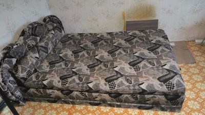 Лот: 24918525. Фото: 1. Диван. Другое (мягкая мебель)