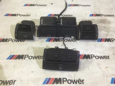 Лот: 11128110. Фото: 1. Дефлектор печки BMW E53. Салон