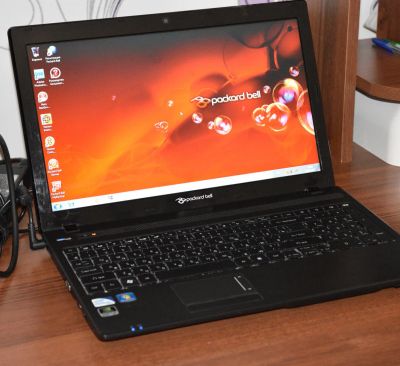 Лот: 9815530. Фото: 1. Ноутбук Packard Bell EasyNote. Ноутбуки