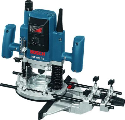 Лот: 3216016. Фото: 1. Продам фрезер Bosch GOF 900 CE... Электроинструмент