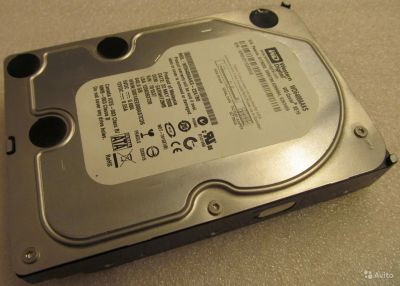 Лот: 7285332. Фото: 1. Western Digital WD6400AAKS 640... Жёсткие диски (HDD)