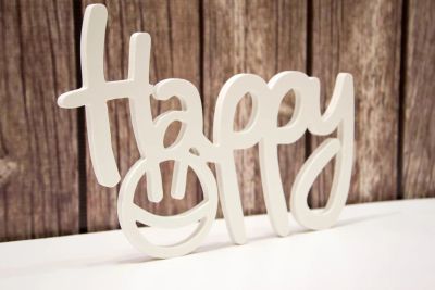 Лот: 7076078. Фото: 1. Слово из пластика Happy. Свадебная атрибутика и декор