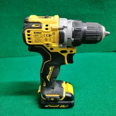Лот: 19660832. Фото: 1. Шуруповерт dewalt12XR DCD701... Электроинструмент