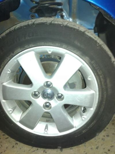 Лот: 6398428. Фото: 1. 4 шины Dunlop 195/60r15. Шины