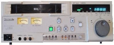 Лот: 3268901. Фото: 1. Студийный SVHS видеоплеер Panasonic... Видеомагнитофоны