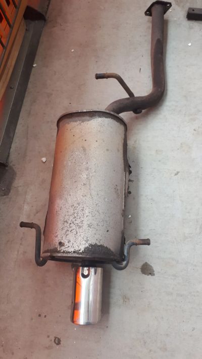 Лот: 20412506. Фото: 1. Банка глушителя Subaru sf5. Выхлопная система