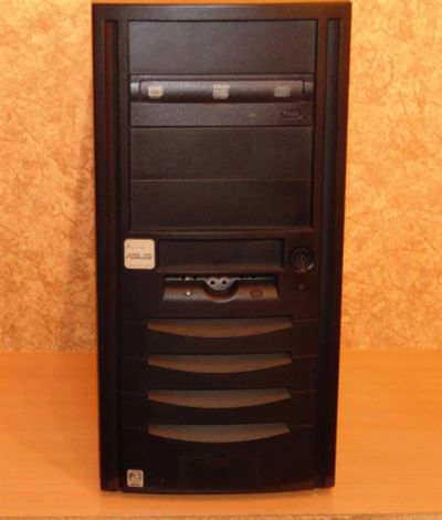 Лот: 3577721. Фото: 1. Продам корпус InWin с блоком питания... Корпуса, блоки питания