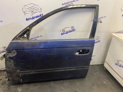 Лот: 21714669. Фото: 1. дверь боковая toyota Avensis AT220L. Двигатель и элементы двигателя