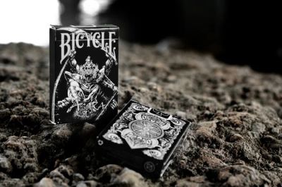 Лот: 16193357. Фото: 1. Карты игральные Asura Black. Настольные игры, карты