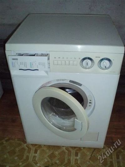 Лот: 2132468. Фото: 1. Стиральная машина Zanussi FLS... Стиральные машины