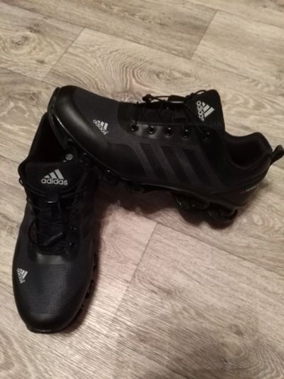 Лот: 13043636. Фото: 1. кроссовки Adidas Terrex. Кеды, кроссовки, слипоны