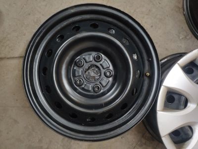 Лот: 17681205. Фото: 1. Штамповка toyota prius r16 БП... Диски