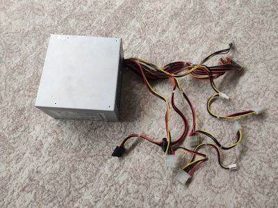 Лот: 17525772. Фото: 1. Блок питания FSP atx-450paf 450W. Корпуса, блоки питания