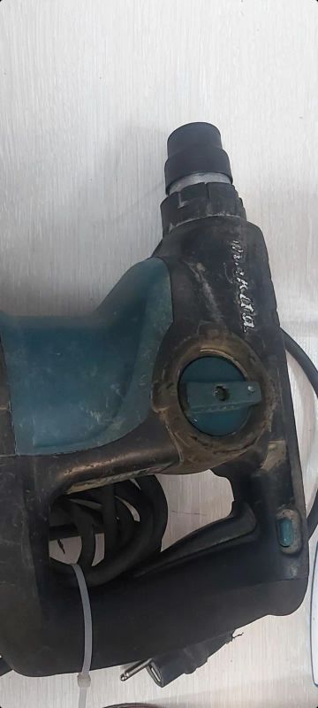 Лот: 24848506. Фото: 1. Перфоратор makita 2800 Japan. Электроинструмент