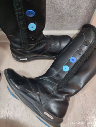 Лот: 25195208. Фото: 1. Сапоги Reebok easytone 37 - 24см. Сапоги