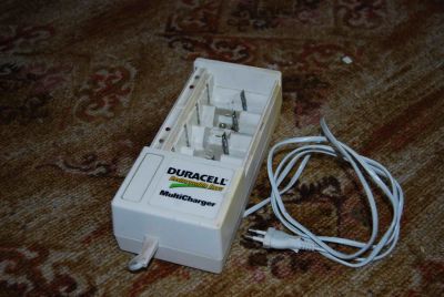 Лот: 4795958. Фото: 1. Зарядное устройство Duracell... Зарядные устройства, блоки питания для бытовой техники