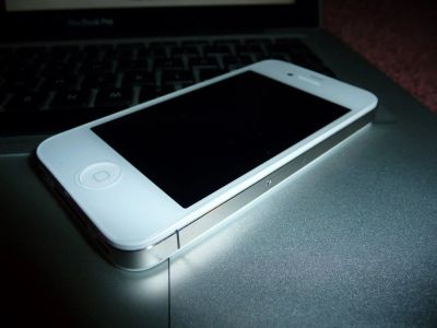 Лот: 7278125. Фото: 1. iphone 4 -16 white. Смартфоны