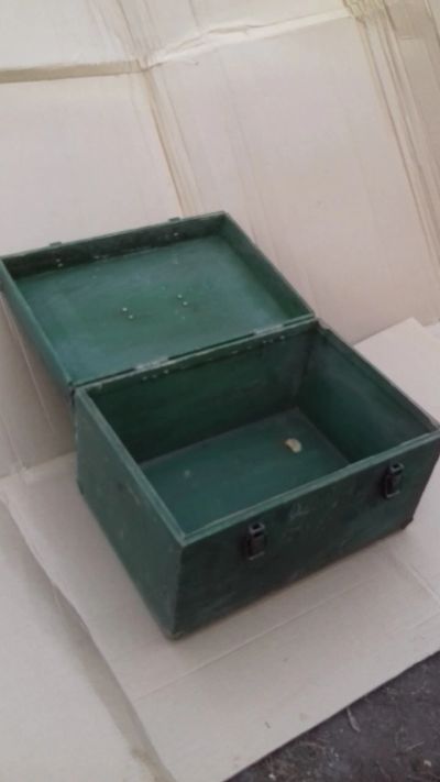 Лот: 25883571. Фото: 1. Военный ящик . Фанера толстая... Другое (для дачи, дома, огорода, бани, парка)