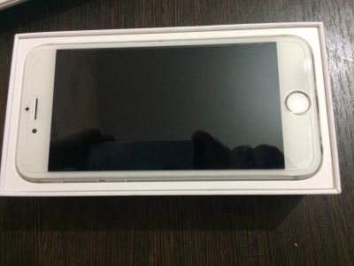 Лот: 9270910. Фото: 1. IPhone 6 16GB Silver. Смартфоны