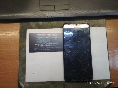 Лот: 17755813. Фото: 1. Смартфон Honor 10. Смартфоны