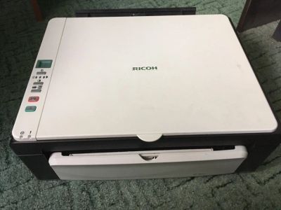 Лот: 12666053. Фото: 1. МФУ Ricoh Aficio SP 100SU. МФУ и копировальные аппараты