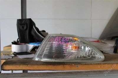 Лот: 2769718. Фото: 1. Поворотник (габарит) Toyota Carina... Оптика и освещение