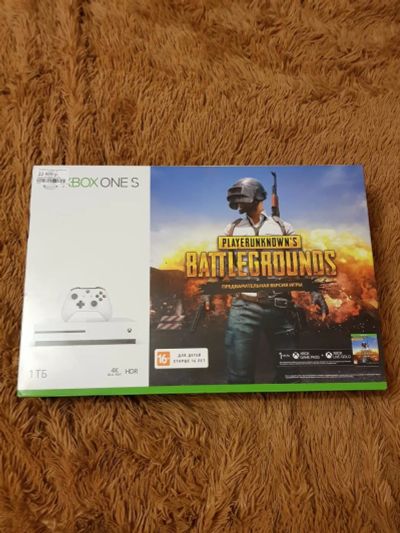 Лот: 11666983. Фото: 1. Кому Xbox One S 1Tb гарантия год... Игровые приставки, консоли