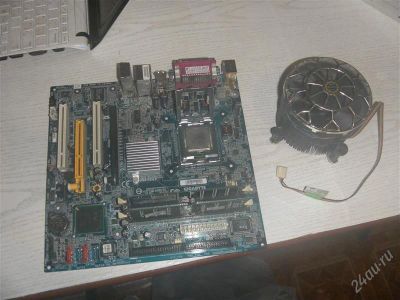 Лот: 2295749. Фото: 1. gigabyte ga-8i915me + intel celeron... Материнские платы
