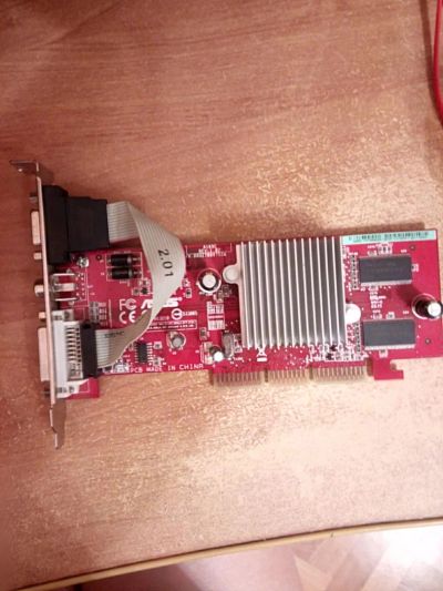 Лот: 8413995. Фото: 1. Видеокарта Radeon 9250 128Mb. Видеокарты