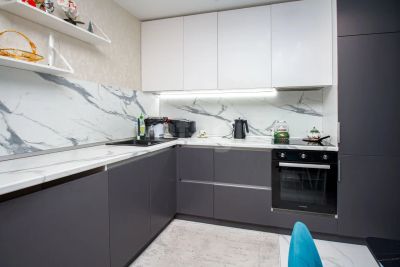 Лот: 25398196. Фото: 1. 3-комн. квартира , Красноярск... Квартиры, студии