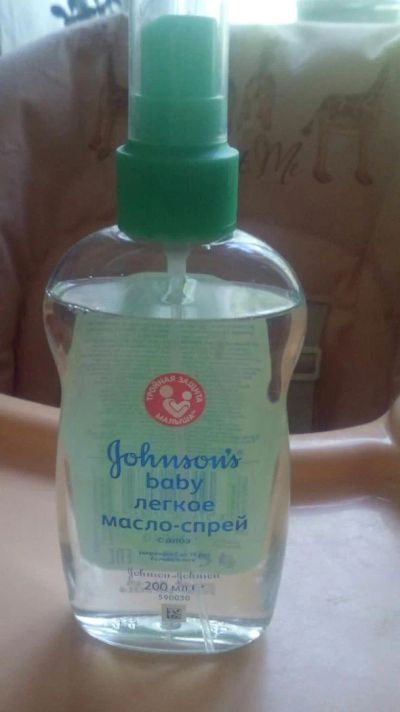 Лот: 7673164. Фото: 1. Легкое масло-спрей Johnsons Baby. Детская гигиена