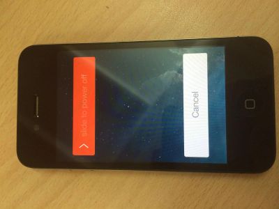 Лот: 3375792. Фото: 1. Iphone 4 на 8gb. Смартфоны