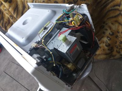 Лот: 19219030. Фото: 1. Микроволновка. Микроволновки, мини-печи