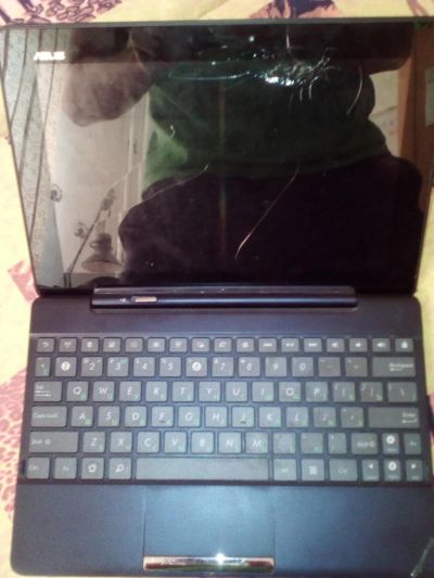 Лот: 6448782. Фото: 1. Asus TF300T. Планшеты