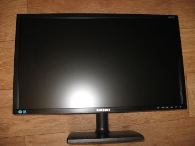 Лот: 8466680. Фото: 1. 23" Монитор Samsung S23C200B. ЖК-мониторы