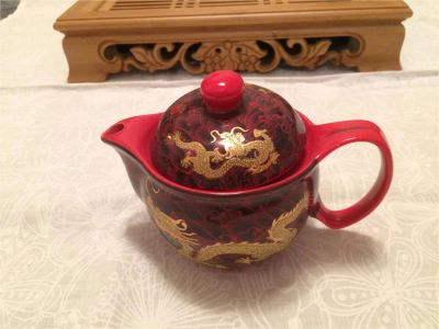 Лот: 10388063. Фото: 1. Чайник с драконом красный, 300... Чайники, заварники, турки