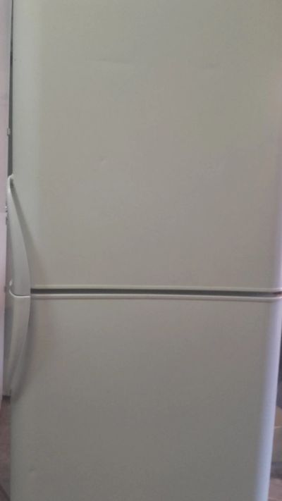 Лот: 14711805. Фото: 1. холодильник индезит. Холодильники, морозильные камеры