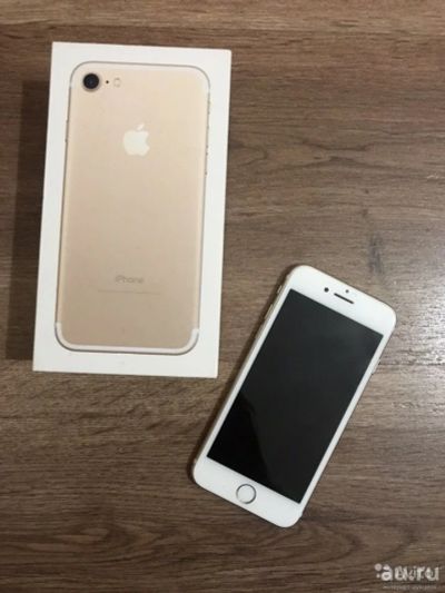 Лот: 12878679. Фото: 1. iPhone 7 32 gb Gold. Смартфоны